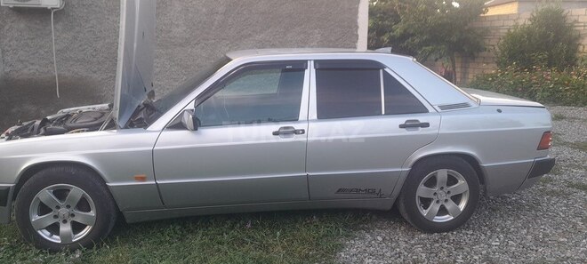 Mercedes 190-3