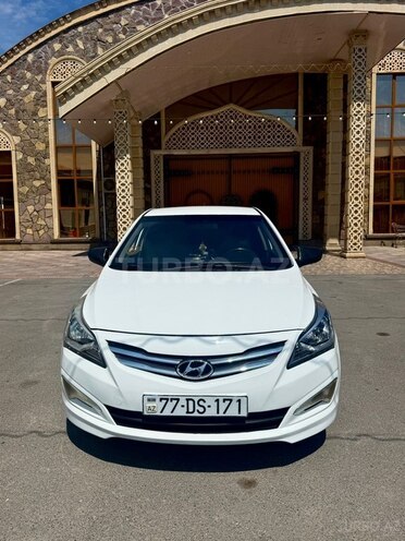 Hyundai Accent-1