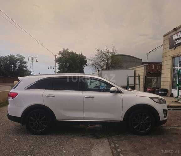 Kia Sorento-9