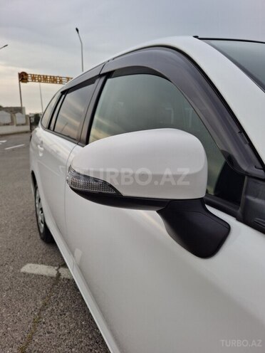 Toyota Corolla Fielder-9