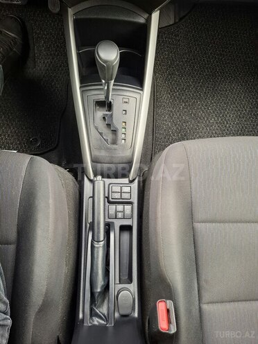 Toyota Corolla Fielder-15