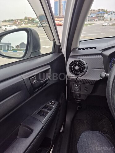 Toyota Corolla Fielder-16