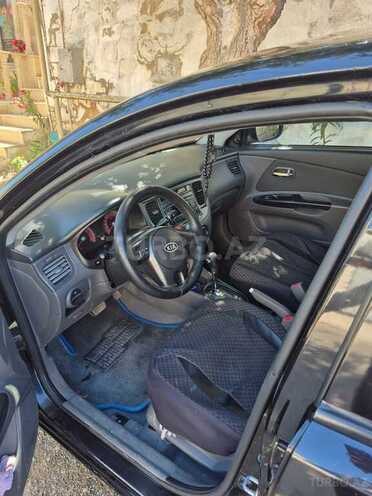 Kia Rio-4