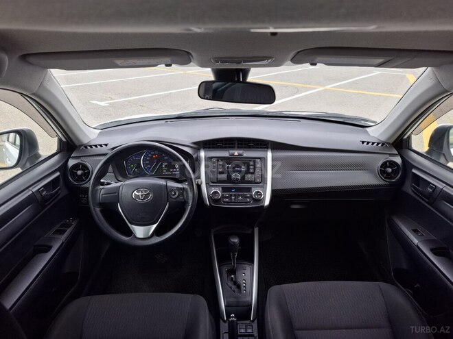 Toyota Corolla Fielder-18