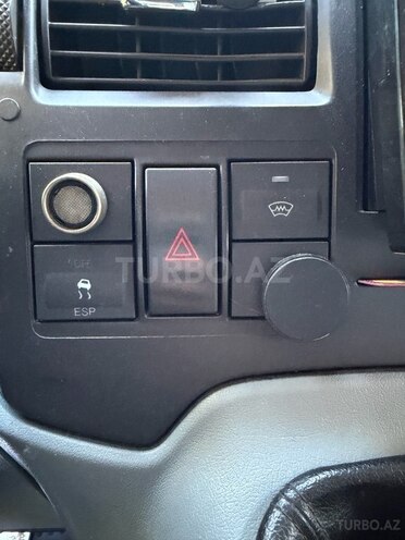 Ford Transit-10