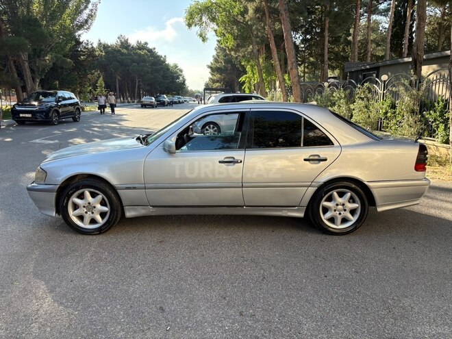 Mercedes C 180-5