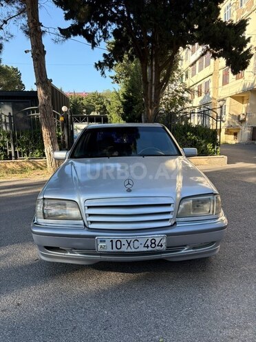 Mercedes C 180-1