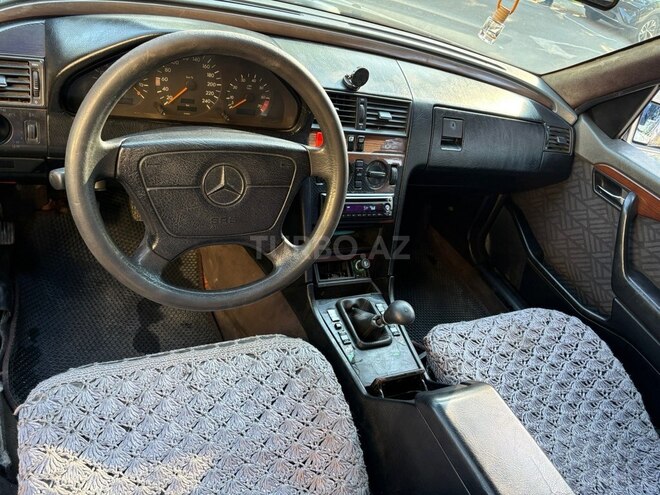 Mercedes C 180-9