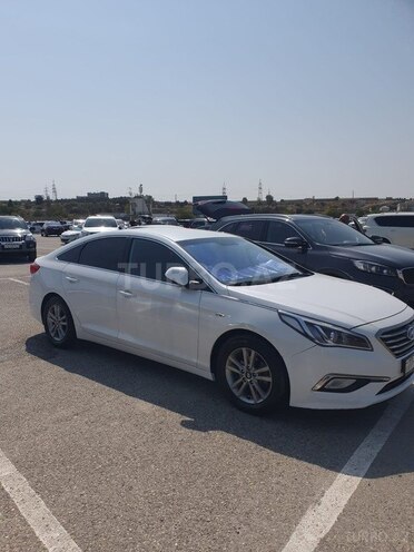 Hyundai Sonata-2
