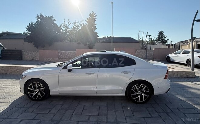 Volvo S60-5