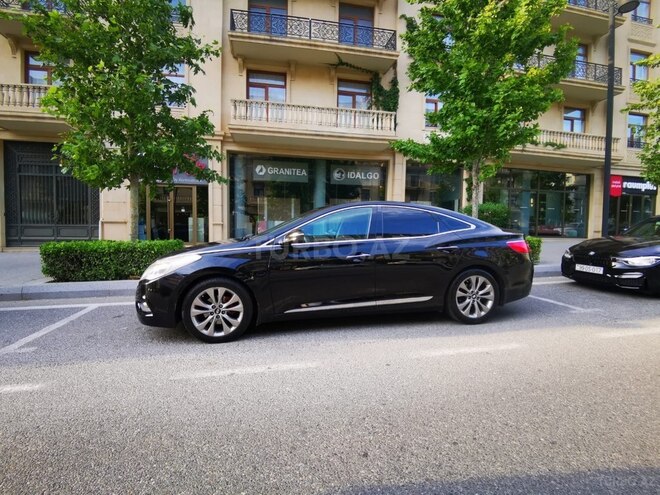 Hyundai Grandeur-2