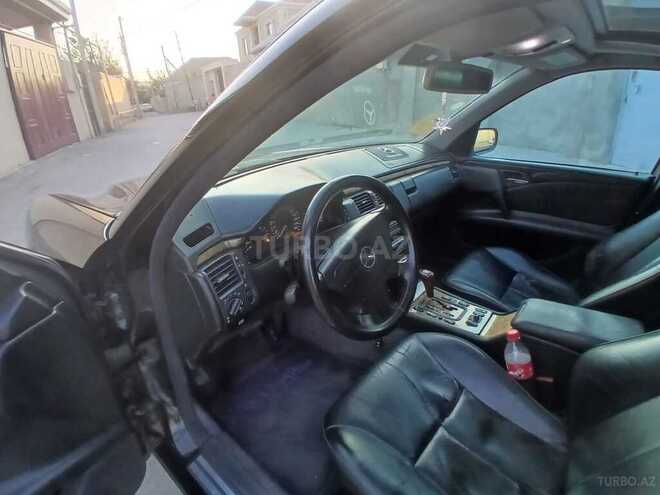 Mercedes E 280-6