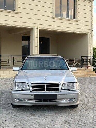 Mercedes C 280-1