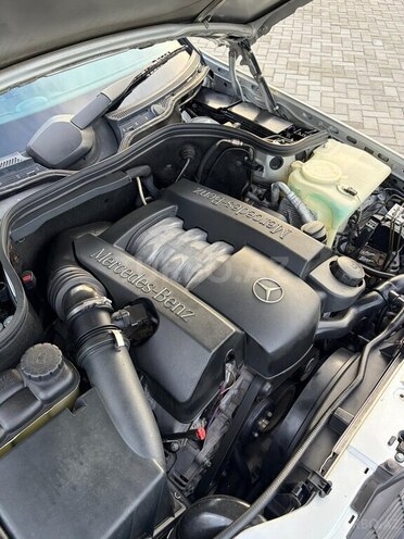 Mercedes C 280-17