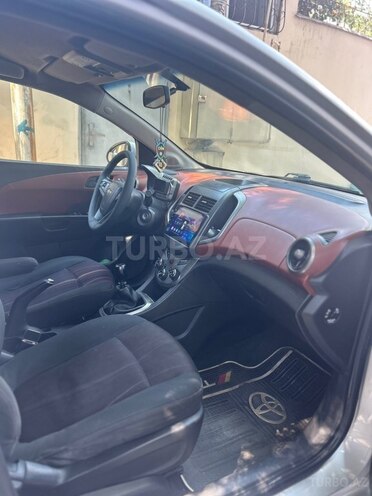 Chevrolet Aveo-4