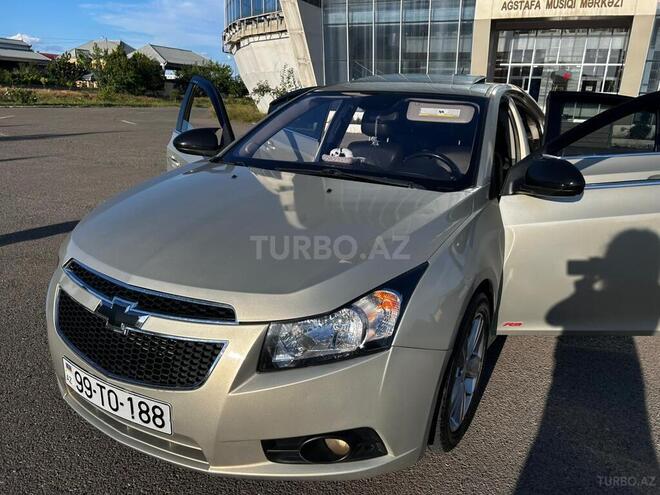 Chevrolet Cruze-10