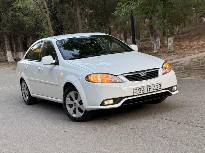 Daewoo Gentra-2
