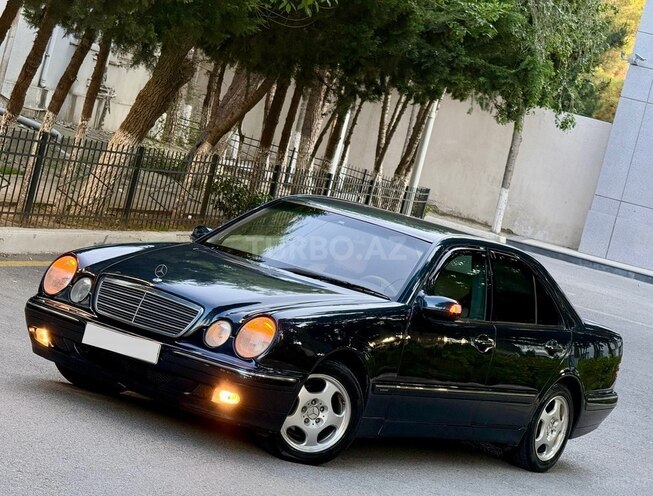 Mercedes E 220-5