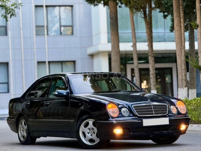Mercedes E 220-4