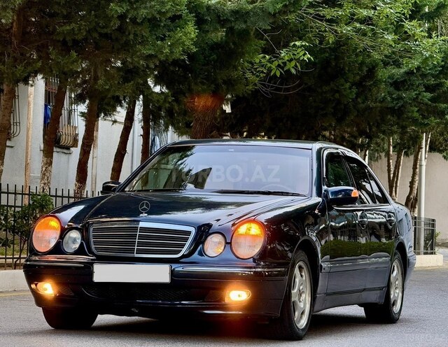 Mercedes E 220-7