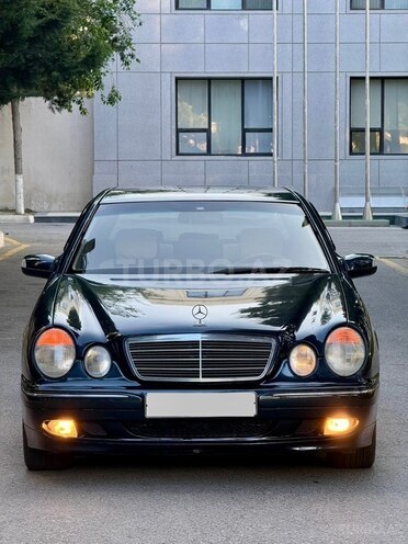 Mercedes E 220-8