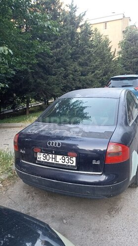 Audi A6-3