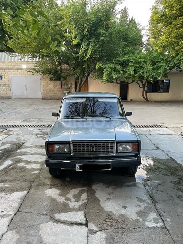 LADA (VAZ) 2107-1