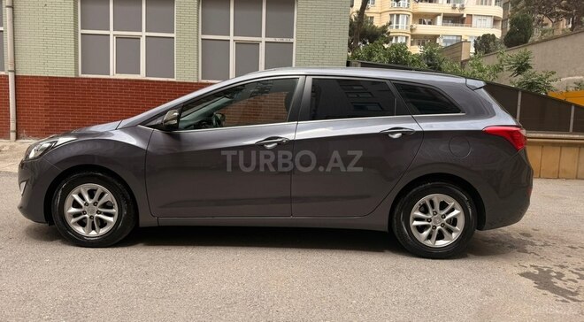 Hyundai i30-4
