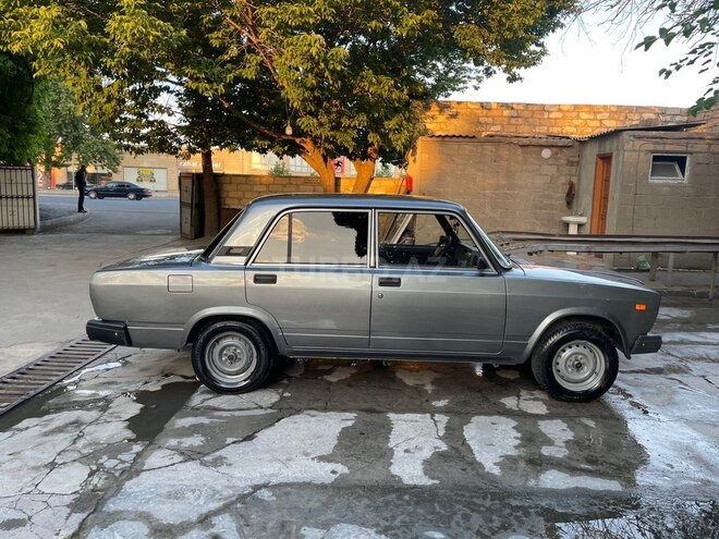 LADA (VAZ) 2107-10
