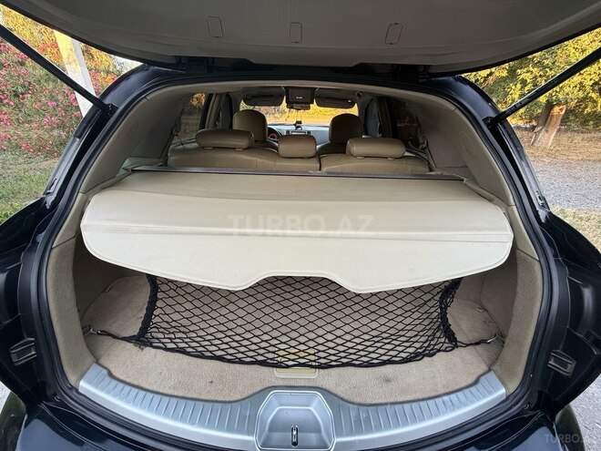 Infiniti FX35-12