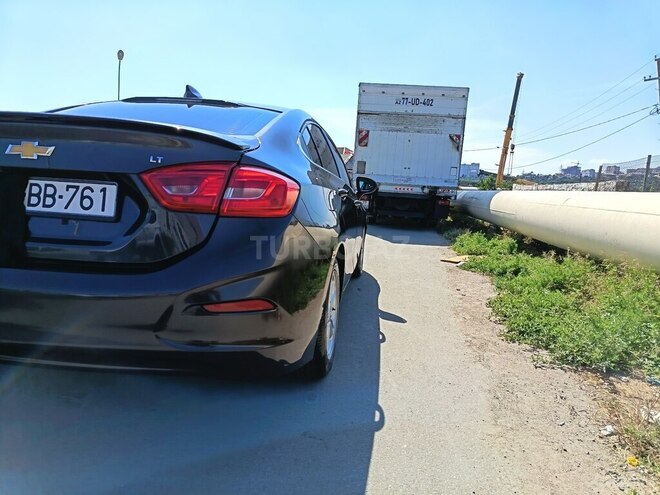 Chevrolet Cruze-10