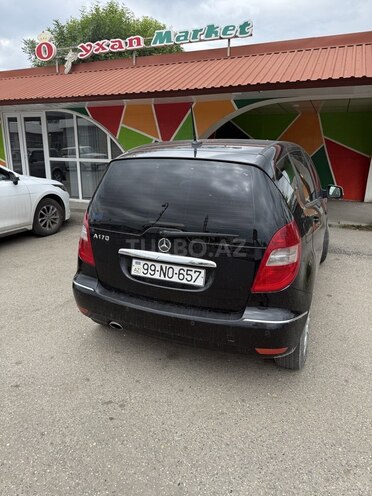Mercedes A 170-2
