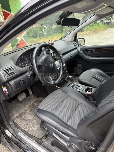 Mercedes A 170-5