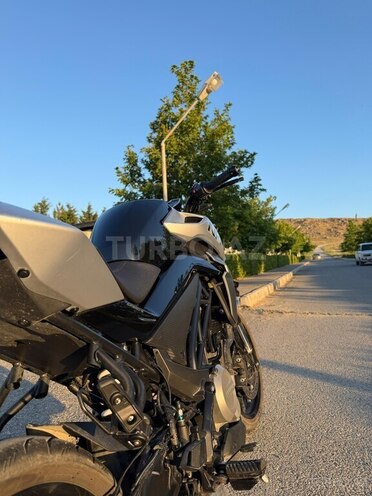 CFMOTO 250 NK-6