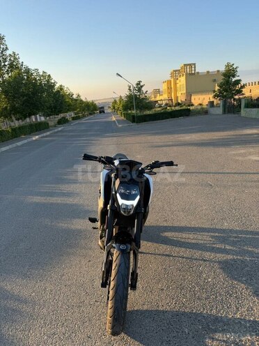 CFMOTO 250 NK-10