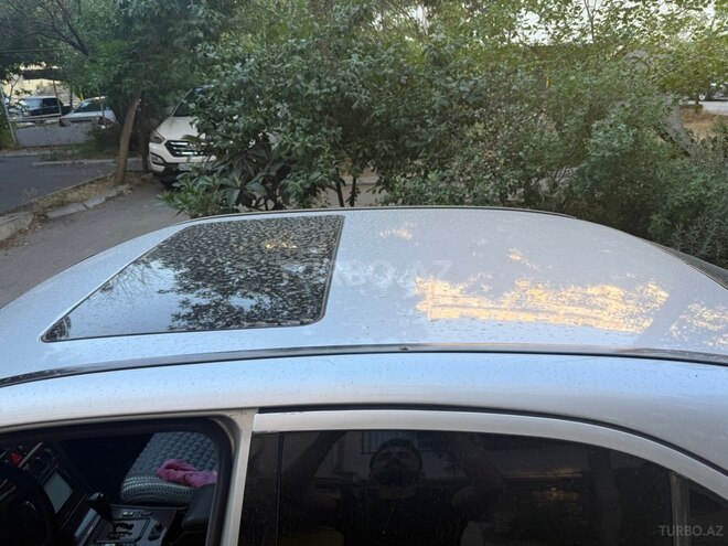 Mercedes E 220-5