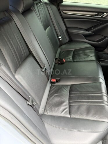 Honda Accord-13