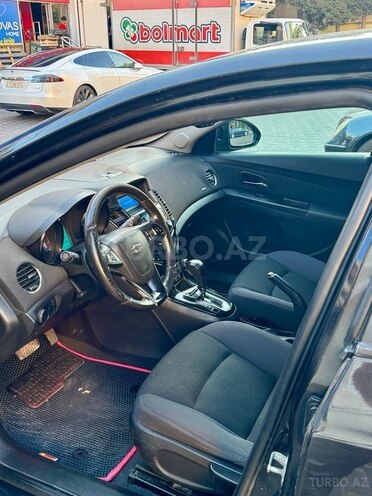 Chevrolet Cruze-8