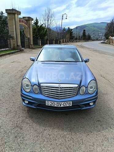 Mercedes E 320-2