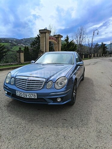 Mercedes E 320-3