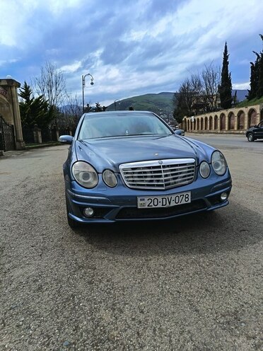 Mercedes E 320-6