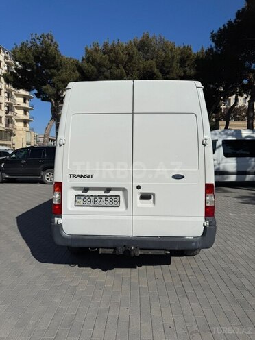 Ford Transit-2