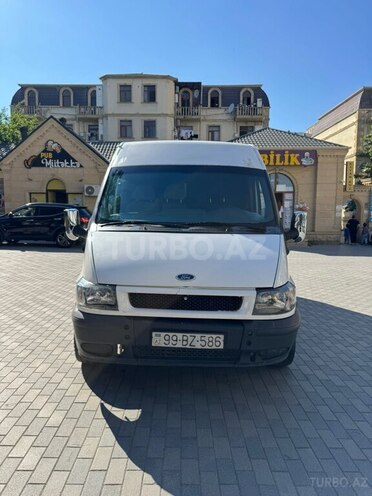 Ford Transit-1