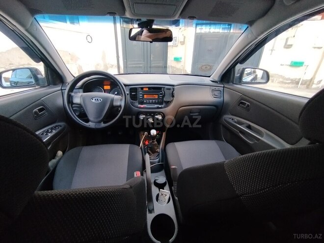 Kia Rio-3