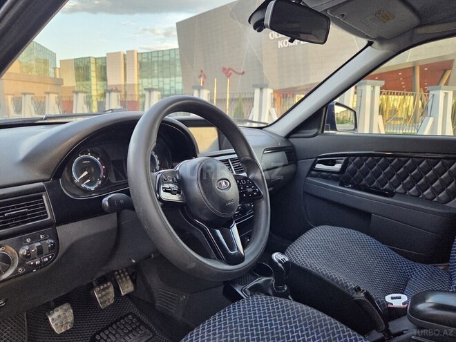 LADA (VAZ) Priora-8