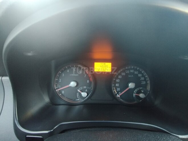 Kia Rio-6