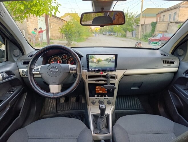 Opel Astra-10