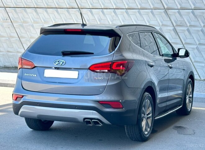 Hyundai Santa Fe-6