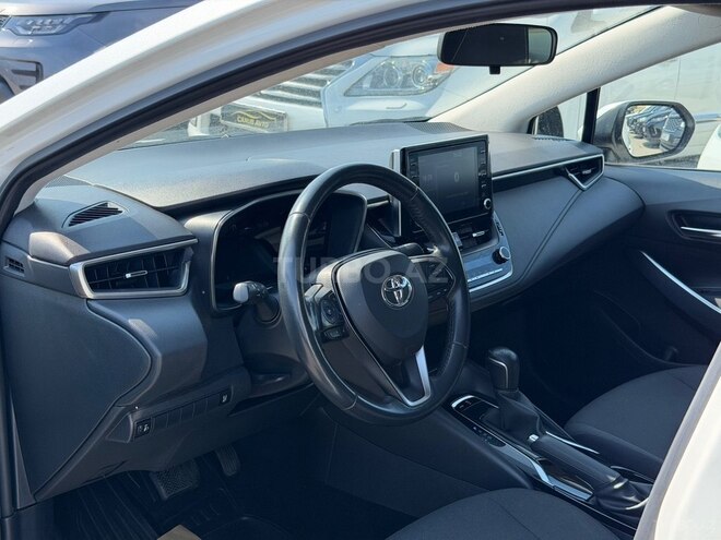 Toyota Corolla-11