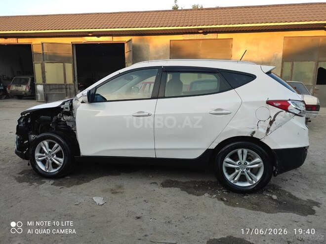 Hyundai ix35-6